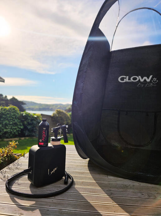 Mobile Spray Tan vs Salon Spray Tan - Which Is Better?